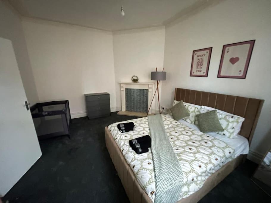 30 Percent Off Weekly Stays - 6 Bedroom House - 11 Beds Blackpool Exterior photo