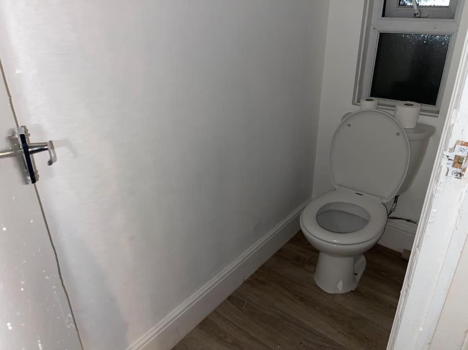 30 Percent Off Weekly Stays - 6 Bedroom House - 11 Beds Blackpool Exterior photo
