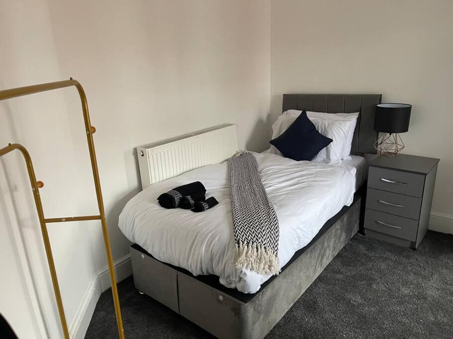 30 Percent Off Weekly Stays - 6 Bedroom House - 11 Beds Blackpool Exterior photo
